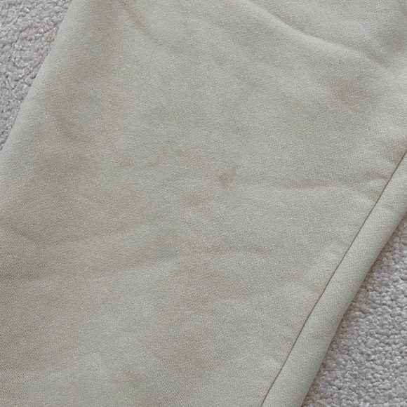 Comfrt Beige Hoodie and Sweatpants Set - Unisex - Picture 8 of 16